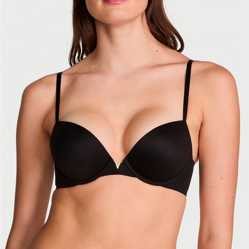 Victoria’s Secret Dream Angels Push Up Bra Black 32C